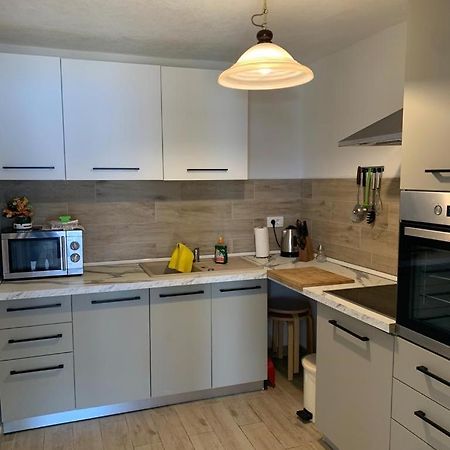 Seaside Apartment Padre Бибине Екстериор снимка